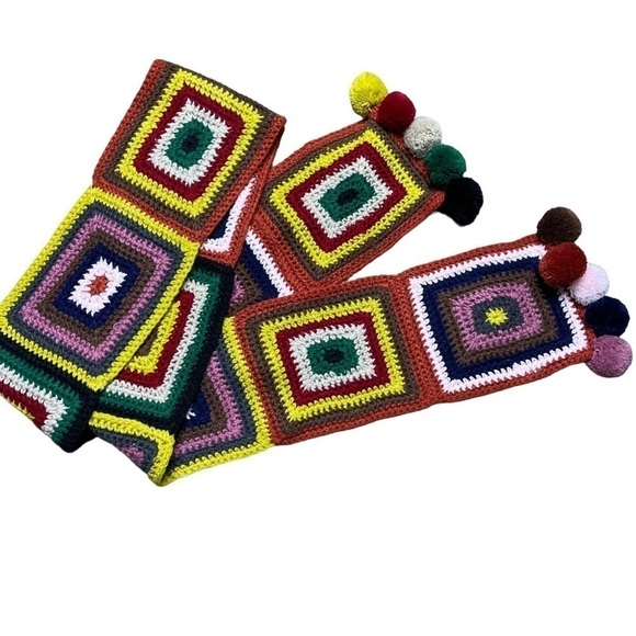 Mossimo granny square pom pom scarf - Picture 2 of 3